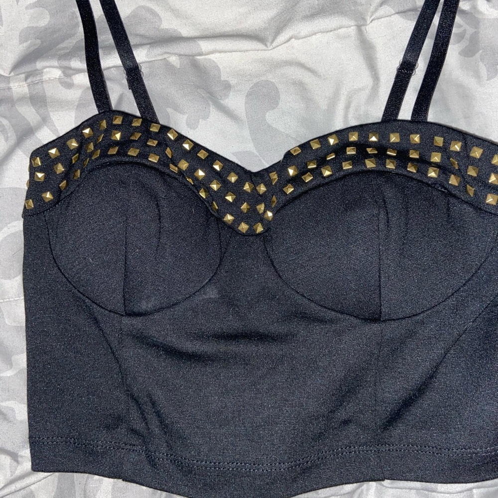 Cropped size small top.